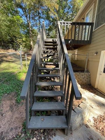 30 Stephen Court, Dallas, GA 30132