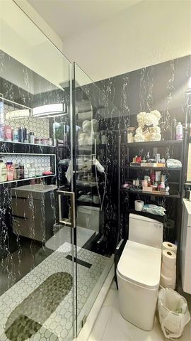 1560 NW 124th Street, North Miami, FL 33167