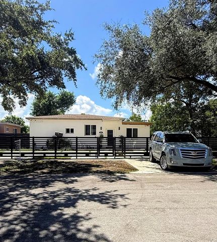 1560 NW 124th Street, North Miami, FL 33167