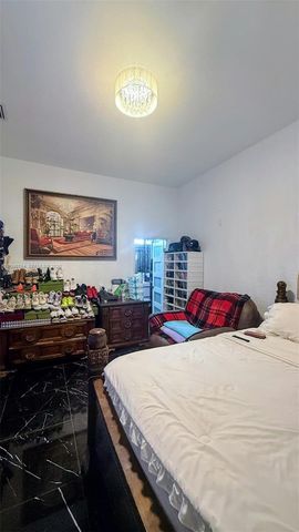 1560 NW 124th Street, North Miami, FL 33167