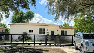 1560 NW 124th Street, North Miami, FL 33167