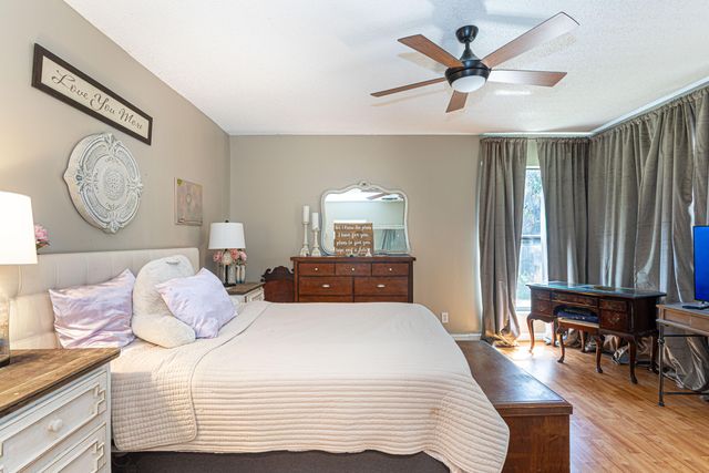 6670 Canary Palm Circle, Boca Raton, FL 33433