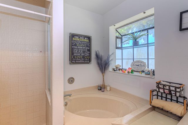 6670 Canary Palm Circle, Boca Raton, FL 33433