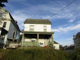 415 N School St, Avalon, PA 15202