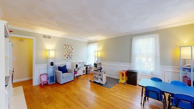 122 Elm St, North Reading, MA 01864