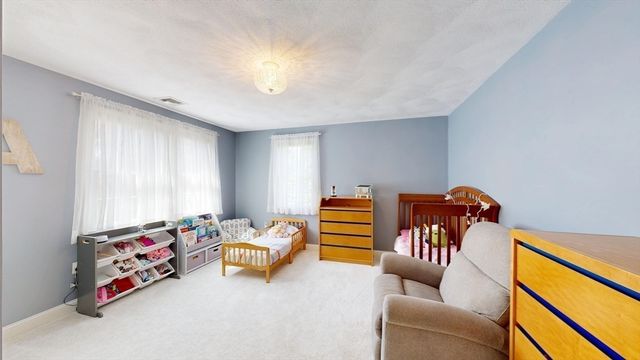 122 Elm St, North Reading, MA 01864