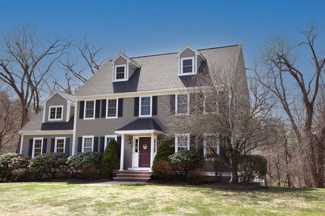 122 Elm St, North Reading, MA 01864