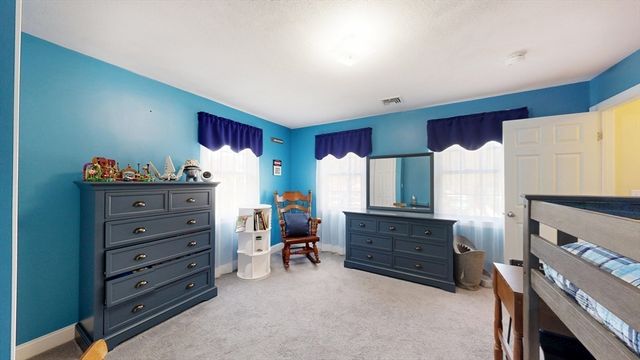 122 Elm St, North Reading, MA 01864