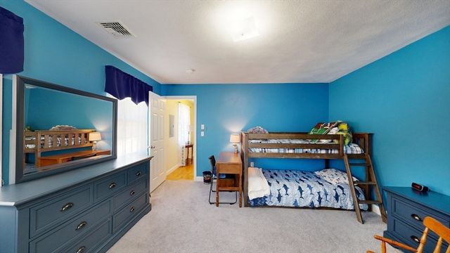 122 Elm St, North Reading, MA 01864