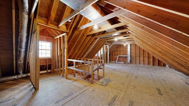 122 Elm St, North Reading, MA 01864