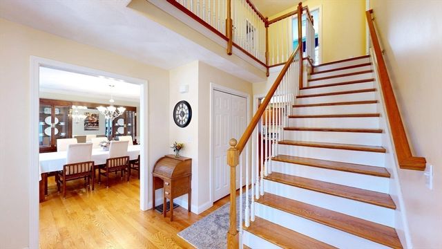 122 Elm St, North Reading, MA 01864