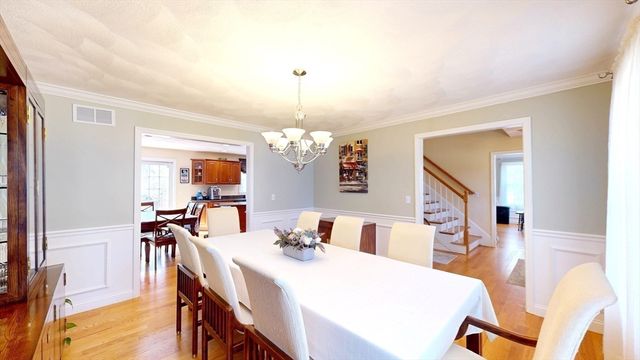 122 Elm St, North Reading, MA 01864