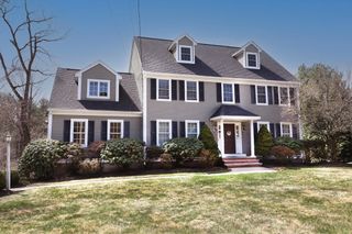 122 Elm St, North Reading, MA 01864