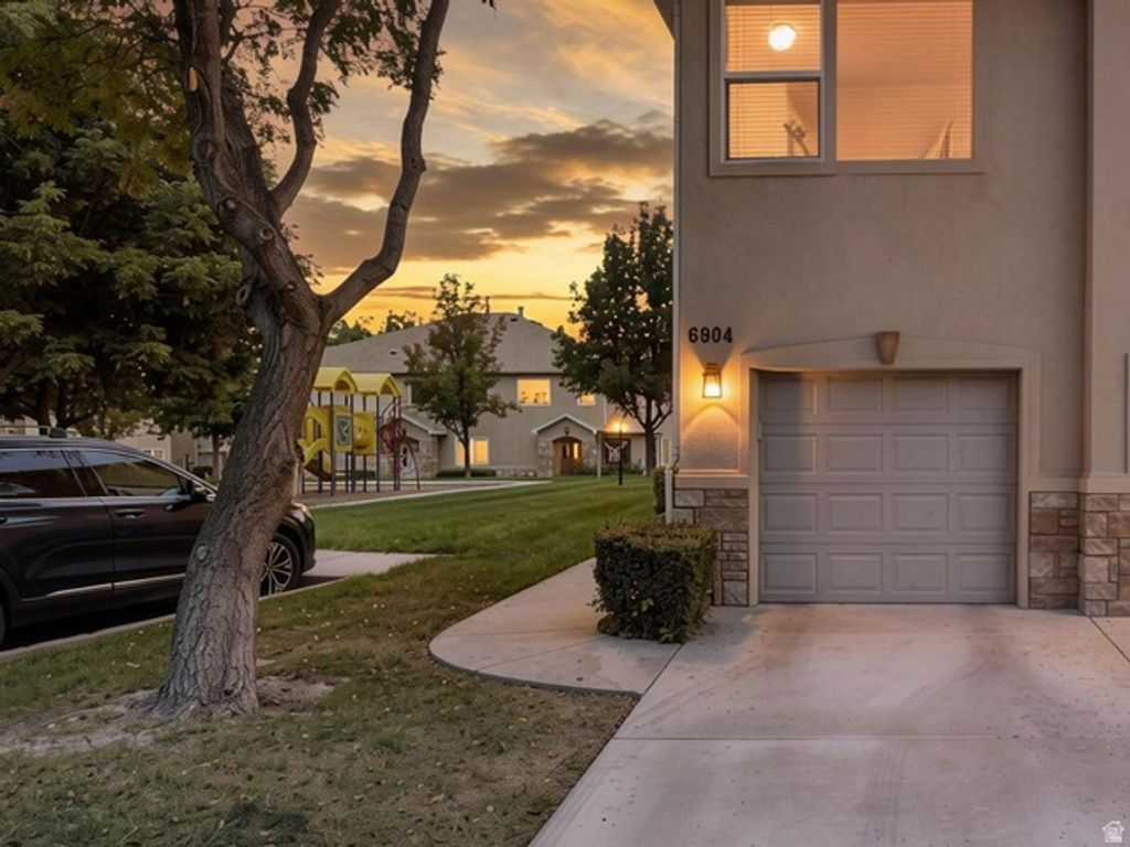 6904 W ASHBY WAY, West Valley City, UT 84128 — photo 4