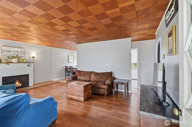 1034 Ash Avenue, Marysville, WA 98270