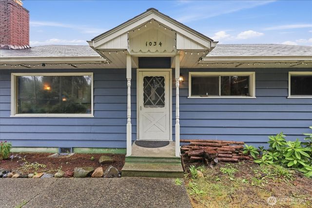 1034 Ash Avenue, Marysville, WA 98270