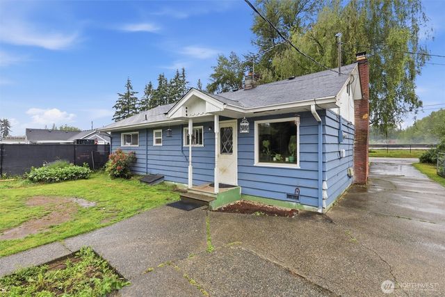 1034 Ash Avenue, Marysville, WA 98270