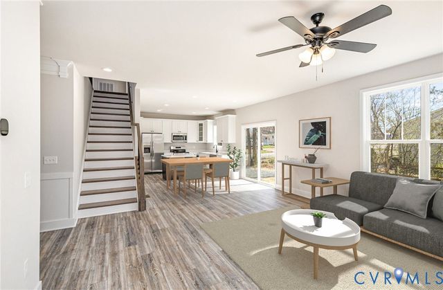 11 Ash Ln, Stafford, VA 22556