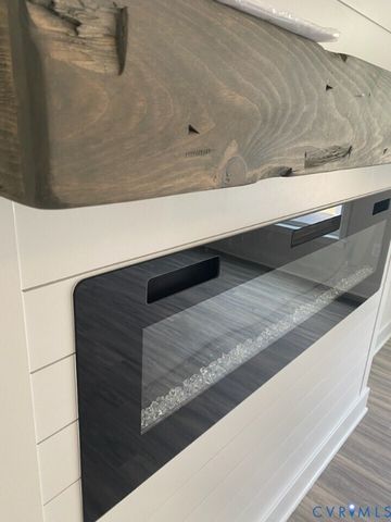 11 Ash Ln, Stafford, VA 22556