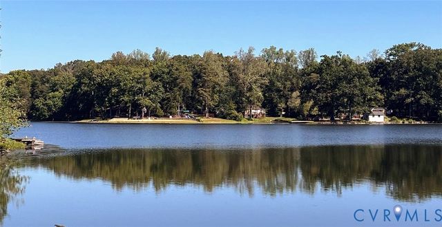 11 Ash Ln, Stafford, VA 22556