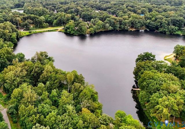 11 Ash Ln, Stafford, VA 22556