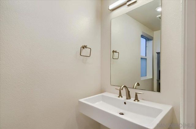 3128 Cañon St 301, San Diego, CA 92106