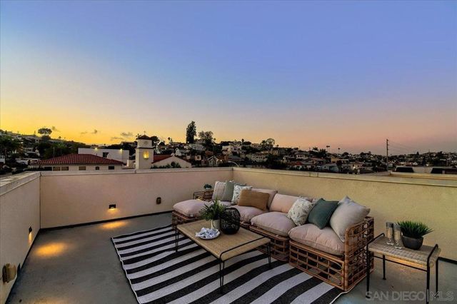 3128 Cañon St 301, San Diego, CA 92106