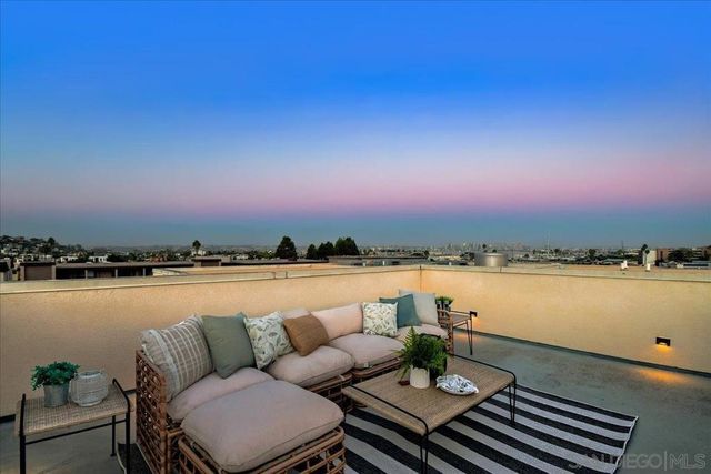 3128 Cañon St 301, San Diego, CA 92106