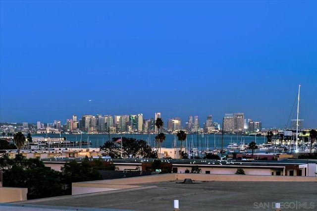 3128 Cañon St 301, San Diego, CA 92106