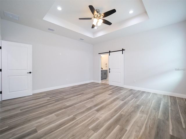2303 W IVY STREET, Tampa, FL 33607