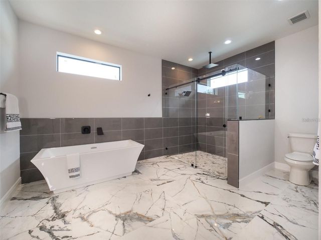 2303 W IVY STREET, Tampa, FL 33607