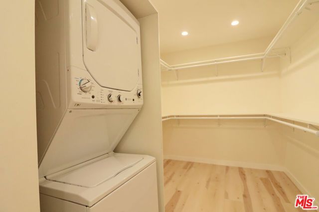 918 N San Vicente Boulevard D, West Hollywood, CA 90069