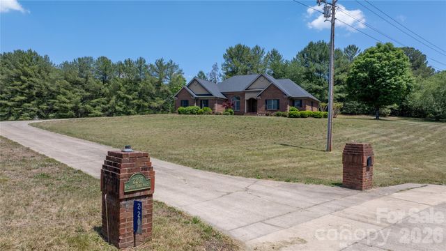 2201 Teague Town Road, Taylorsville, NC 28681