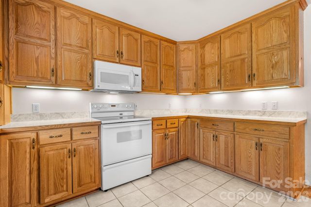 2201 Teague Town Road, Taylorsville, NC 28681