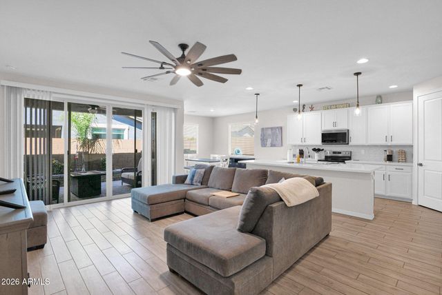 9404 E STROBE Avenue, Mesa, AZ 85212