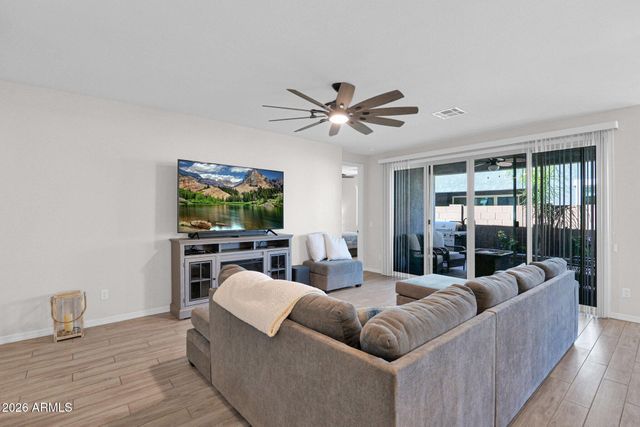 9404 E STROBE Avenue, Mesa, AZ 85212