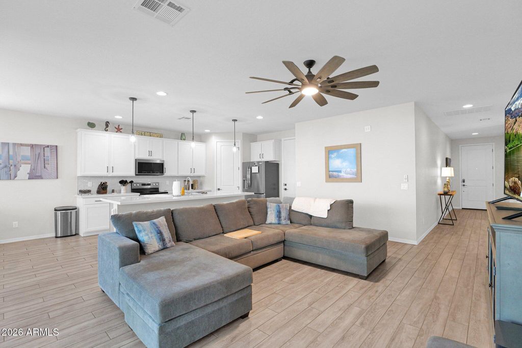 9404 E STROBE Avenue, Mesa, AZ 85212 — photo 5