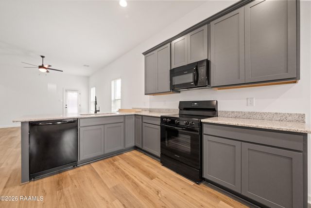 218 Peppercorn Way, Lafayette, LA 70507