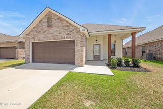 218 Peppercorn Way, Lafayette, LA 70507