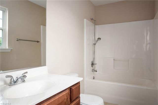 5763 Misty Hill Circle, Clemmons, NC 27012