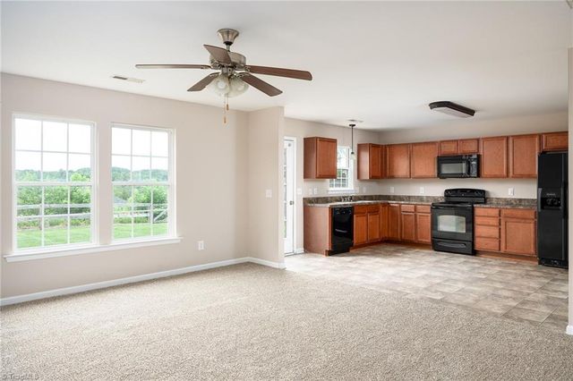 5763 Misty Hill Circle, Clemmons, NC 27012