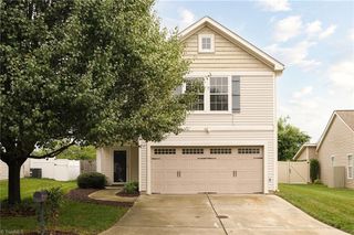 5763 Misty Hill Circle, Clemmons, NC 27012