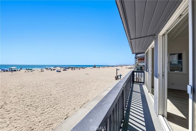 3010 W Oceanfront Upper "B", Newport Beach, CA 92663