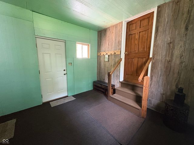 8600 Owl Hollow, Poland, IN 47868