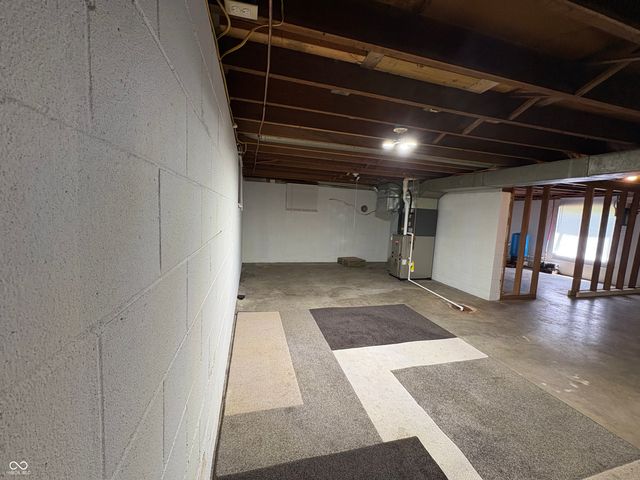8600 Owl Hollow, Poland, IN 47868