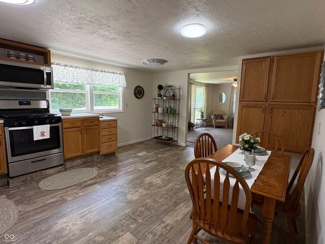 8600 Owl Hollow, Poland, IN 47868