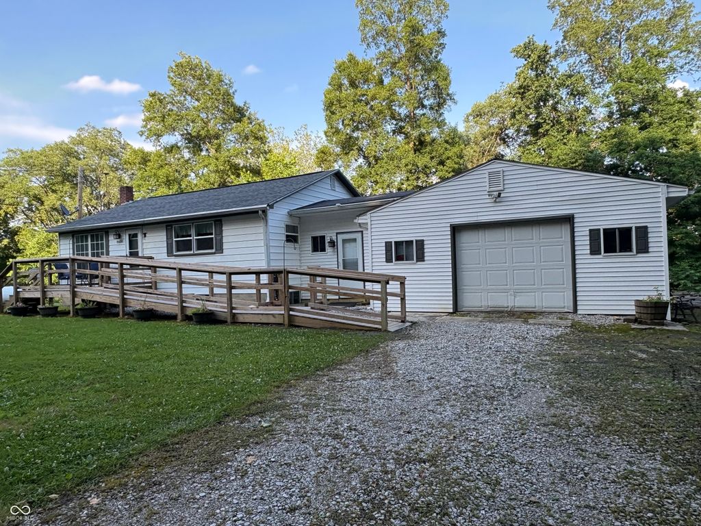 8600 Owl Hollow, Poland, IN 47868