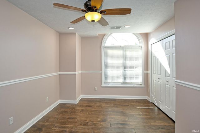 4422 Wynbrooke Drive, Newburgh, IN 47630