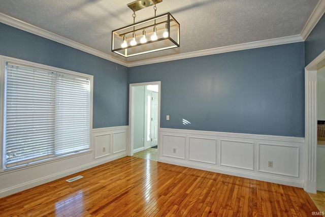 4422 Wynbrooke Drive, Newburgh, IN 47630