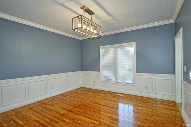 4422 Wynbrooke Drive, Newburgh, IN 47630